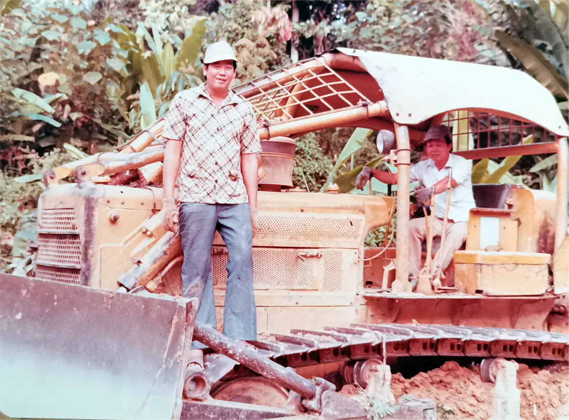 The Timber Industry · Historical Photographs · photo 9