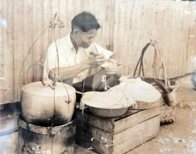 马口著名的亚妹叻沙面，可以追溯到1950年。那时，亚妹的父亲挑着担子在街头小巷售卖这道美味的拉叻面。