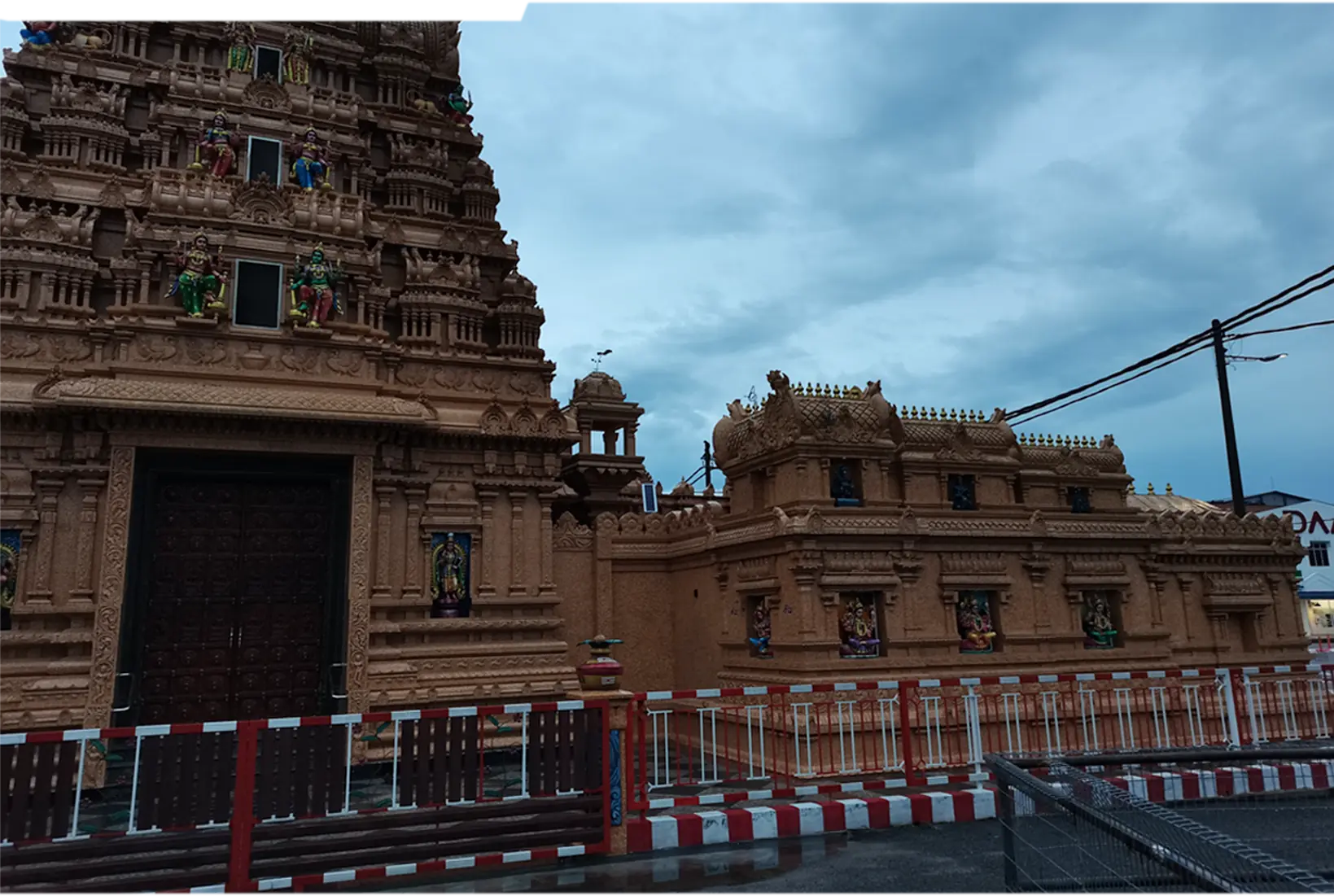 Sri Maha Muthu Mariamman Temple · photo 1