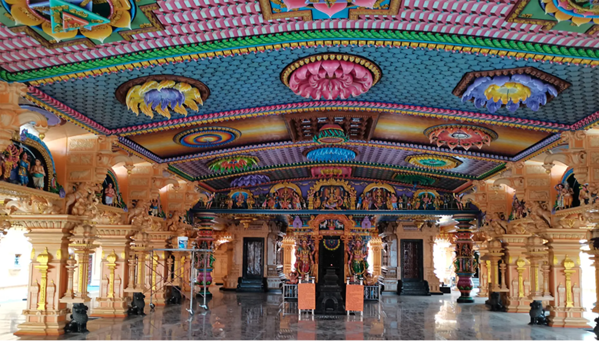 Sri Maha Muthu Mariamman Temple · photo 15