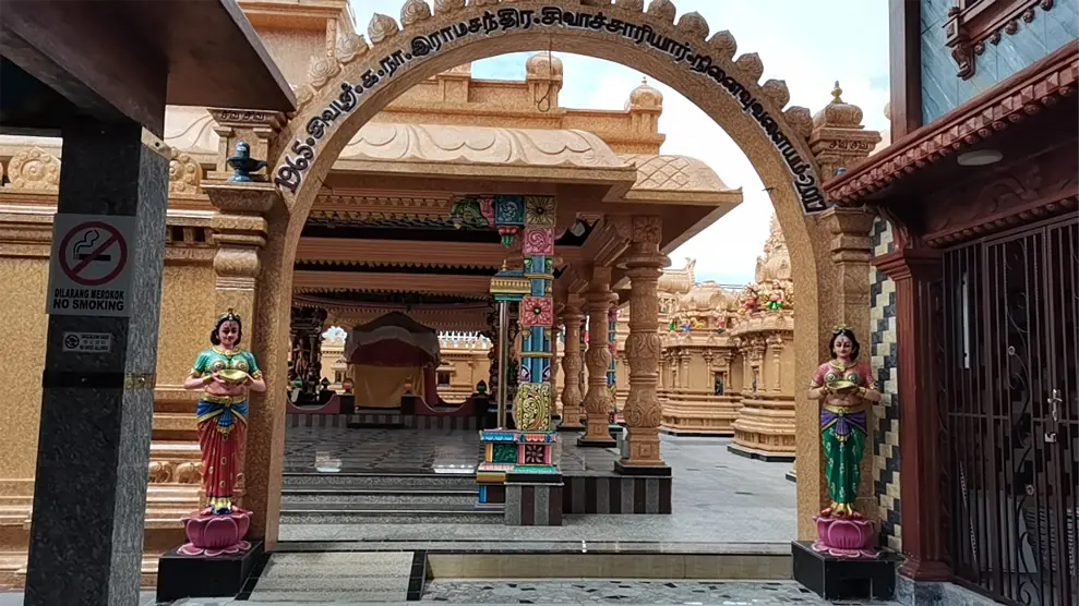 Sri Maha Muthu Mariamman Temple · photo 18